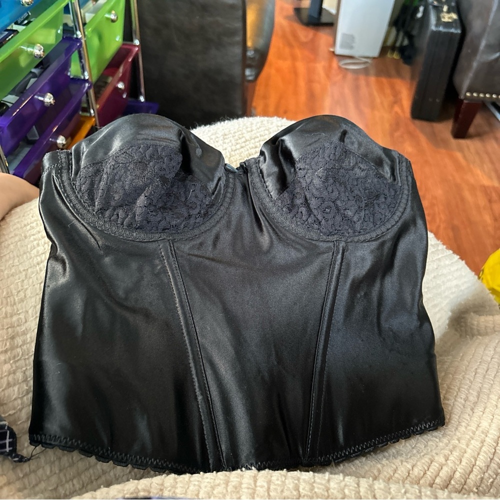 Maidenform Black Silky Lacey Boned Strapless Full Support Corset Size 36B. NWT!